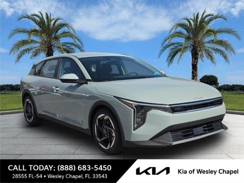 New 2026 Kia K4 EX FWD image 1
