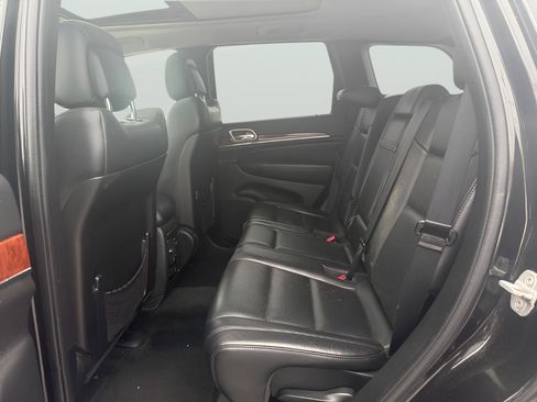 Used 2012 Jeep Grand Cherokee Limited w/ Luxury Group II image 12