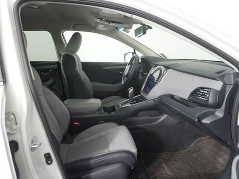 Used 2022 Subaru Outback Premium AWD/4WD image 39
