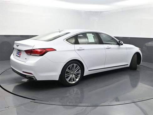 Used 2018 Genesis G80 3.8 image 22