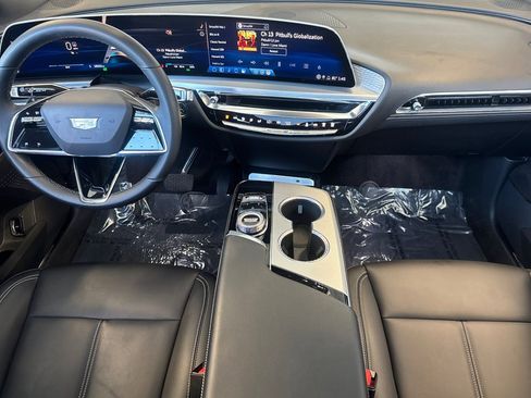 Certified 2024 Cadillac Lyriq Tech w/ Driver Assist Package AWD/4WD image 14
