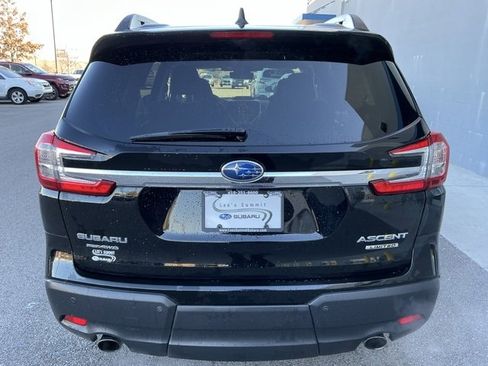 Certified 2023 Subaru Ascent Limited image 3