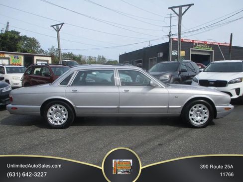 Used 2001 Jaguar XJ8 RWD image 5