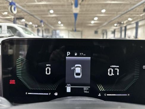 New 2025 Kia K4 LX image 10