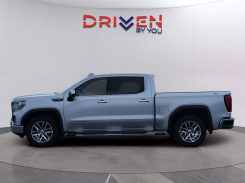 Used 2021 GMC Sierra 1500 SLT w/ X31 Off-Road Package image 2