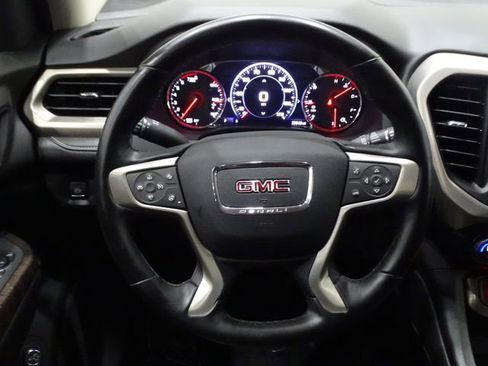 Used 2023 GMC Acadia Denali image 24