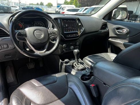Used 2019 Jeep Cherokee Limited w/ Luxury Group AWD/4WD image 22