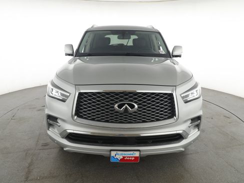 Used 2019 INFINITI QX80 Luxe image 2