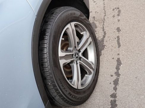 Used 2018 Mercedes-Benz GLC 300 4MATIC image 39