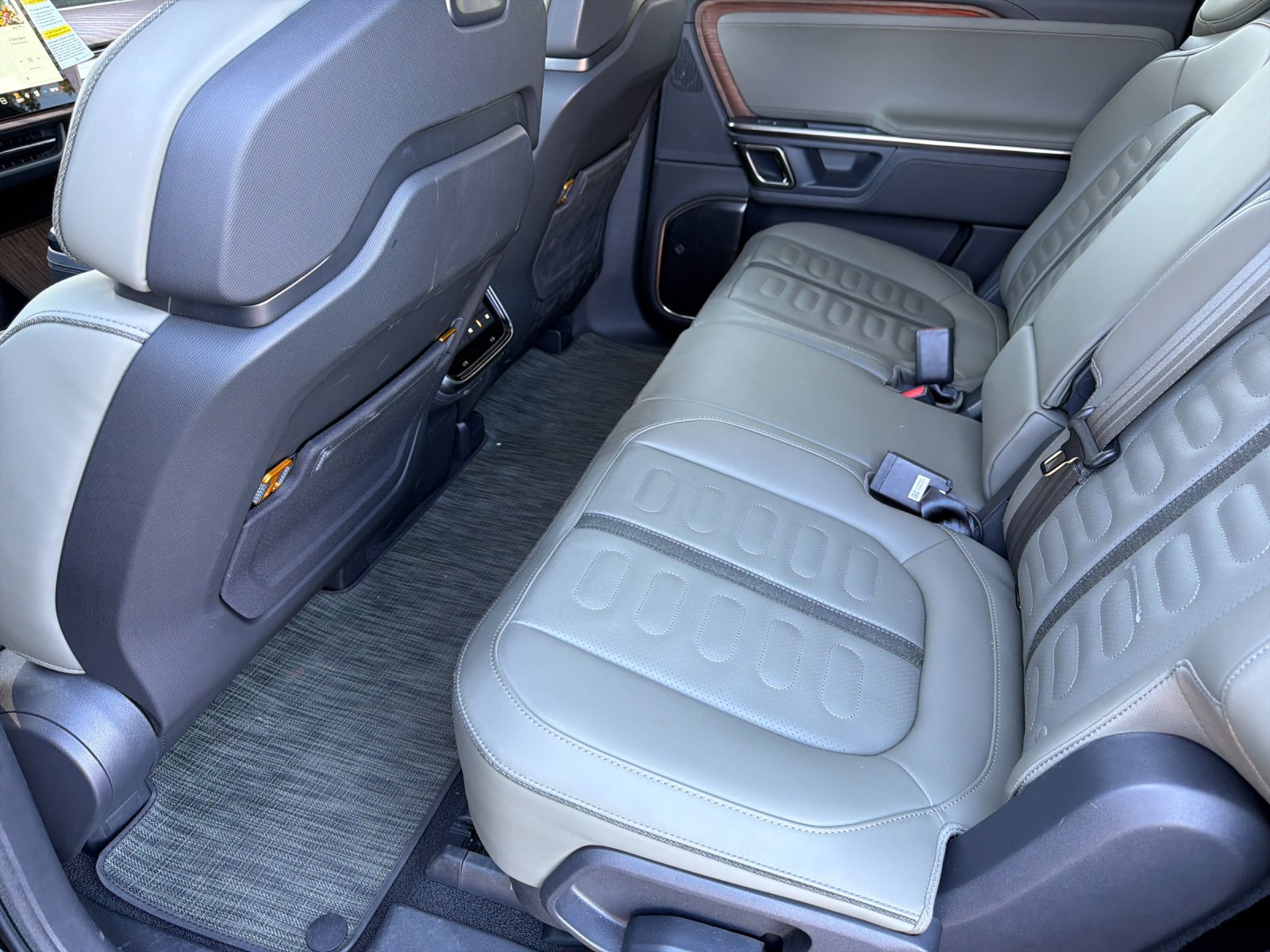 Used 2023 Rivian R1S Adventure Quad AWD/4WD image 11