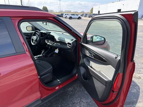 New 2026 Chevrolet TrailBlazer LT image 29