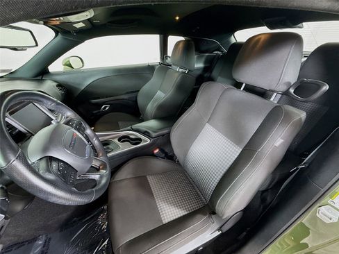 Used 2022 Dodge Challenger R/T Scat Pack w/ T/A Package image 21