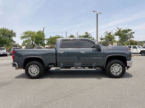 Used 2020 Chevrolet Silverado 2500 LTZ w/ LTZ Plus Package AWD/4WD image 2