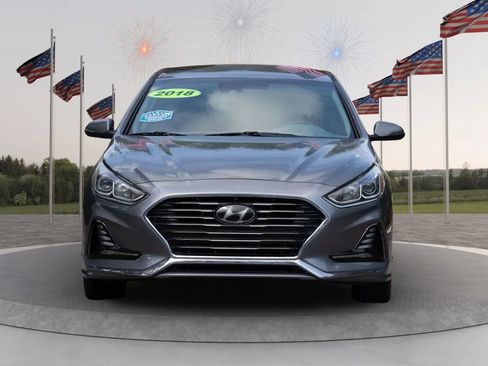 Used 2018 Hyundai Sonata SEL w/ Tech Package 02 image 4