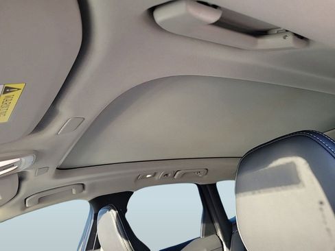 New 2024 Volvo XC60 T8 Ultimate w/ Protection Package Premier image 43