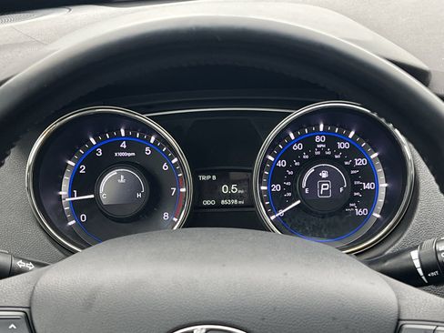 Used 2013 Hyundai Sonata Limited w/ Premium Pkg image 24