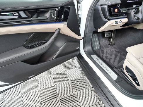 New 2026 Porsche Panamera 4 AWD/4WD image 8