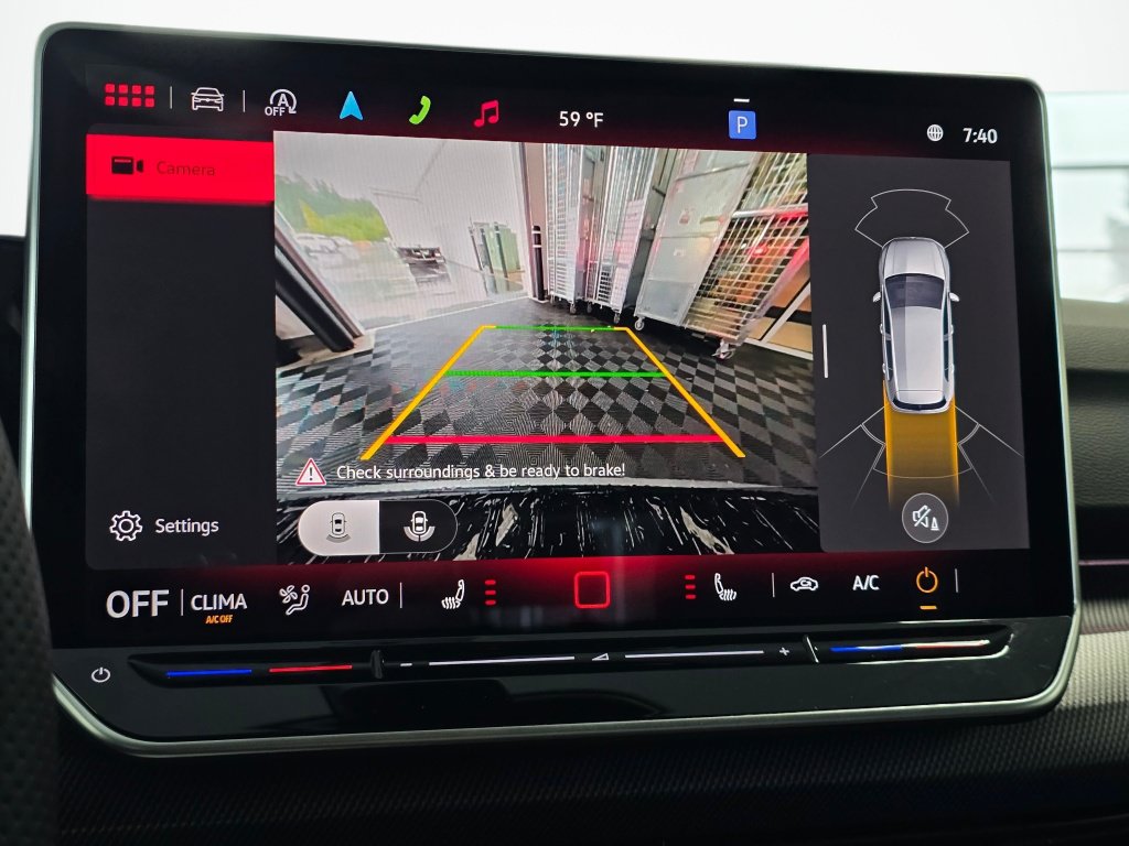 New 2026 Volkswagen GTI SE FWD image 30