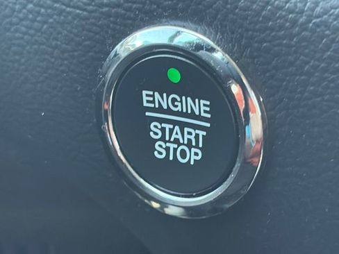 Used 2024 Ford Edge SEL AWD/4WD image 44