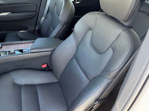 Certified 2023 Volvo XC60 B5 Plus w/ Climate Package image 27