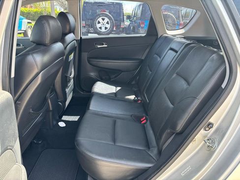 Used 2011 Hyundai Elantra image 14