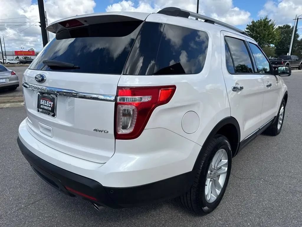 Used 2013 Ford Explorer XLT AWD/4WD image 4