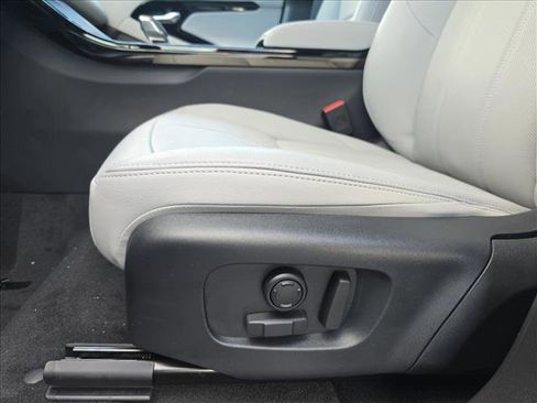 New 2026 Land Rover Range Rover Evoque S image 27