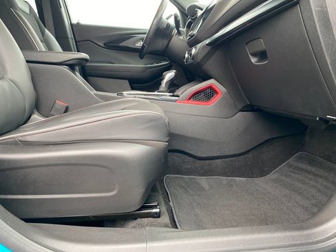 Used 2021 Chevrolet TrailBlazer RS w/ Sun and Liftgate Package image 11