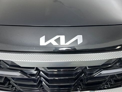 Used 2025 Kia Seltos S image 9