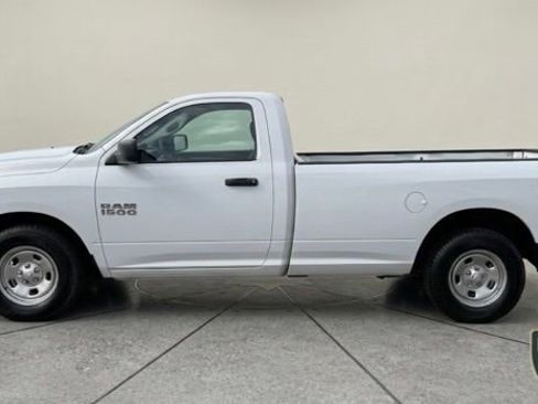 Used 2018 RAM 1500 Express RWD image 2