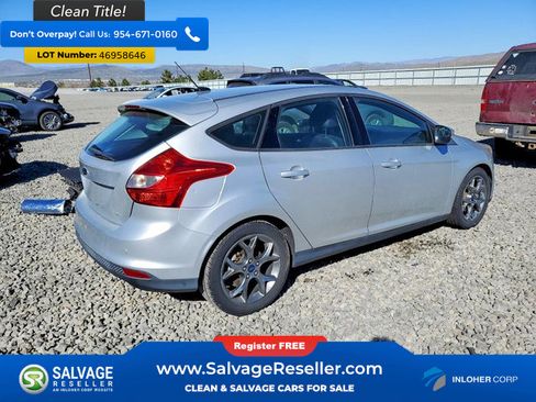 Used 2014 Ford Focus SE w/ Equipment Group 201A FWD image 4