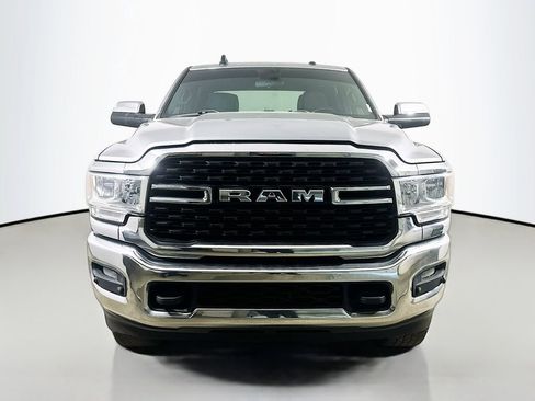 Used 2022 RAM 2500 Big Horn w/ Protection Group AWD/4WD image 2