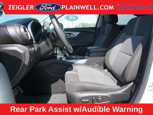 Used 2023 Chevrolet Blazer LT w/ Driver Confidence Package AWD/4WD image 16