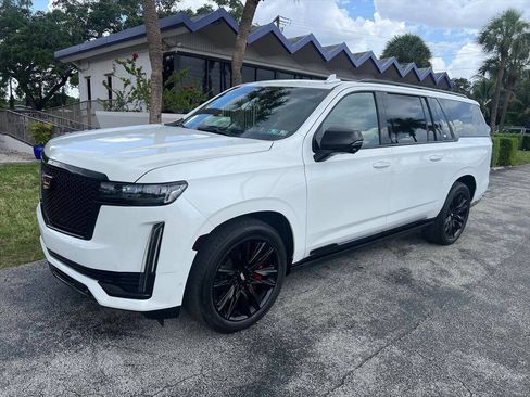Used 2022 Cadillac Escalade ESV Sport w/ Touring Package AWD/4WD image 2