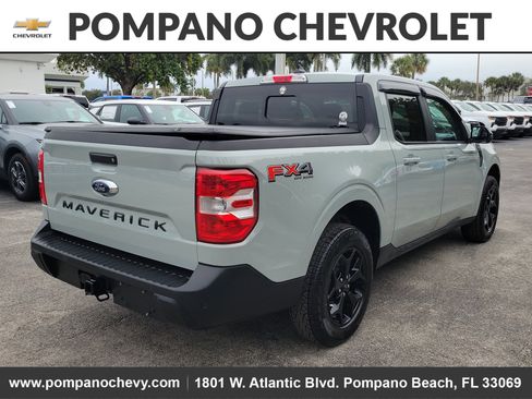 Used 2024 Ford Maverick Lariat w/ FX4 Off-Road Package image 5