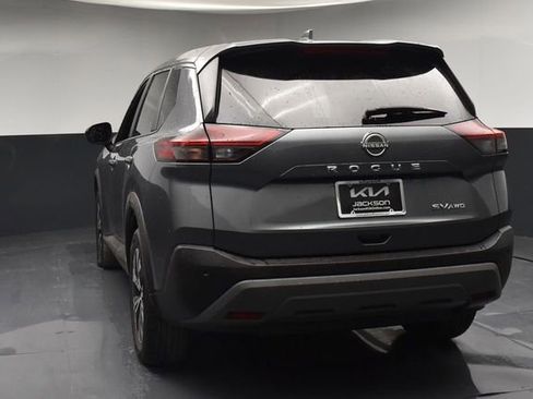 Used 2023 Nissan Rogue SV AWD/4WD image 6