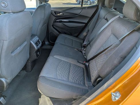 Used 2018 Chevrolet Equinox LT image 24
