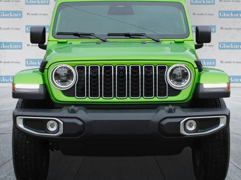 New 2026 Jeep Wrangler Unlimited Sahara w/ Technology Group image 2