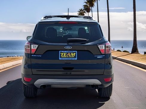 Used 2018 Ford Escape Titanium AWD/4WD image 6