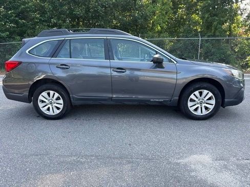Used 2018 Subaru Outback 2.5i AWD/4WD image 4