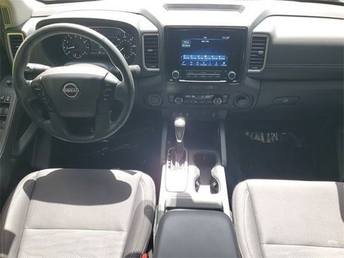 Certified 2023 Nissan Frontier SV w/ SV Convenience Package image 13