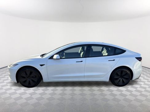 Used 2025 Tesla Model 3 Long Range image 10