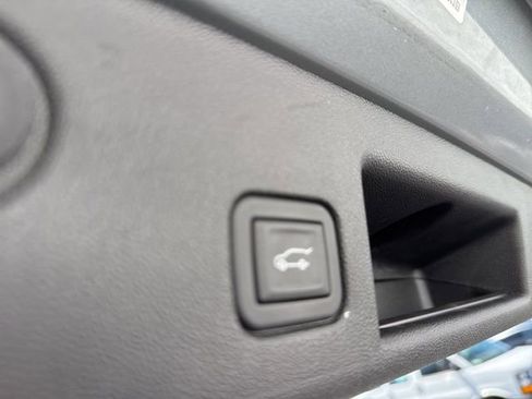 Used 2024 Chevrolet Equinox RS w/ RS Leather Package AWD/4WD image 7