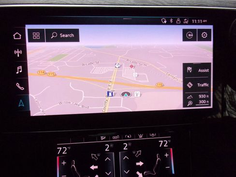 Used 2019 Audi e-tron Prestige w/ Prestige Package AWD/4WD image 26