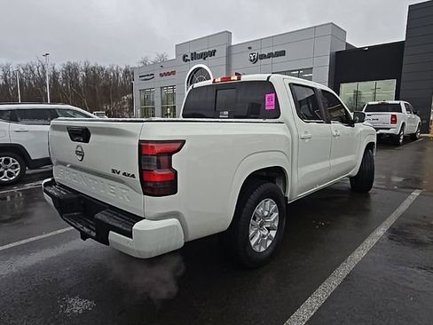 Used 2024 Nissan Frontier SV w/ SV Convenience Package image 4