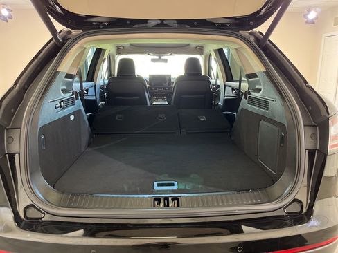 Used 2022 Lincoln Nautilus Reserve AWD/4WD image 15