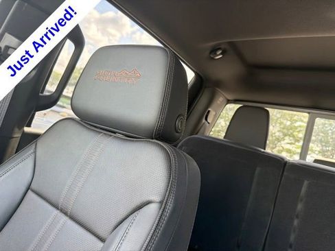 Used 2026 Chevrolet Silverado 1500 High Country w/ Technology Package AWD/4WD image 19
