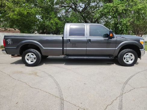 Used 2016 Ford F250 XLT w/ XLT Interior Package image 14