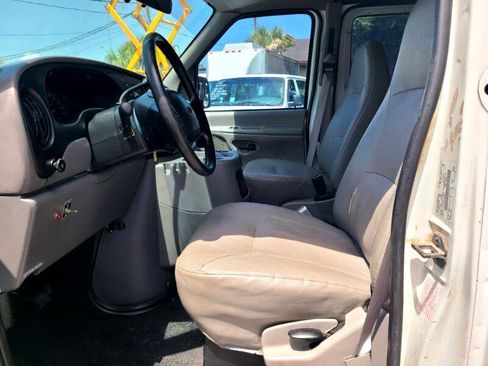 Used 2000 Ford E-250 and Econoline 250 Extended image 18