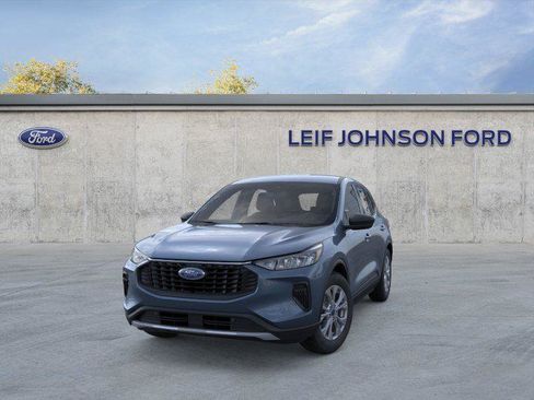 New 2026 Ford Escape Active w/ Tech Pack #1 FWD image 2